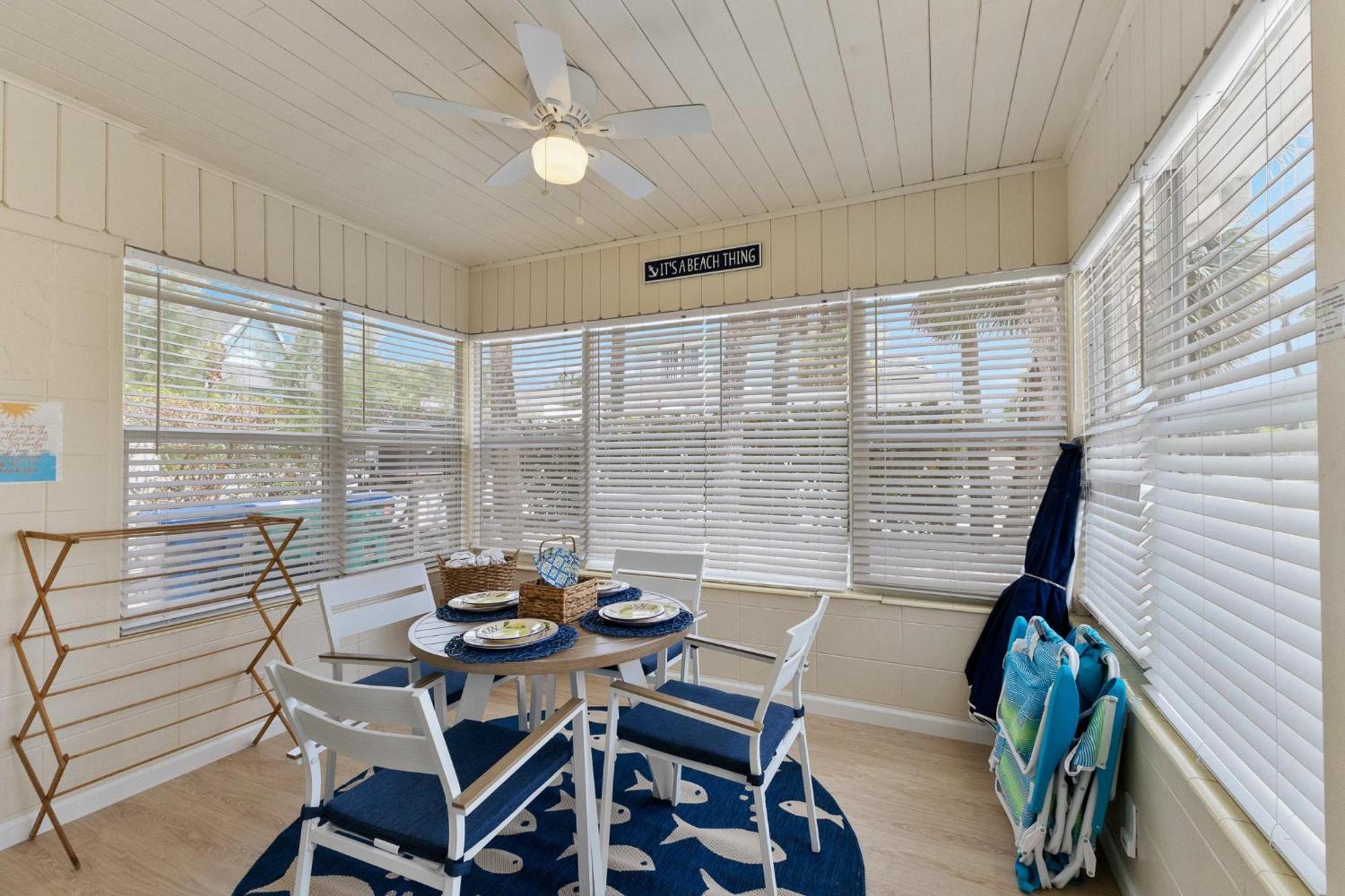 Villa Whispering Waves East Holmes Beach Exterior foto
